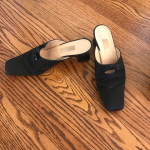 Vera Wang satin slip on shoes 7.5